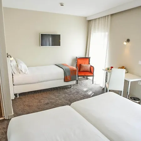 오뗄 리구리아 3*