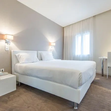 Szálloda Ligure 3*